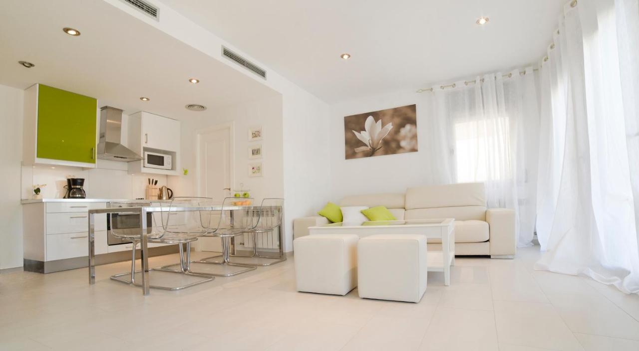 Tranquil Duplex In Sitges, Barcelona,Sea Views, Parking, Terrace Apartment Exterior photo