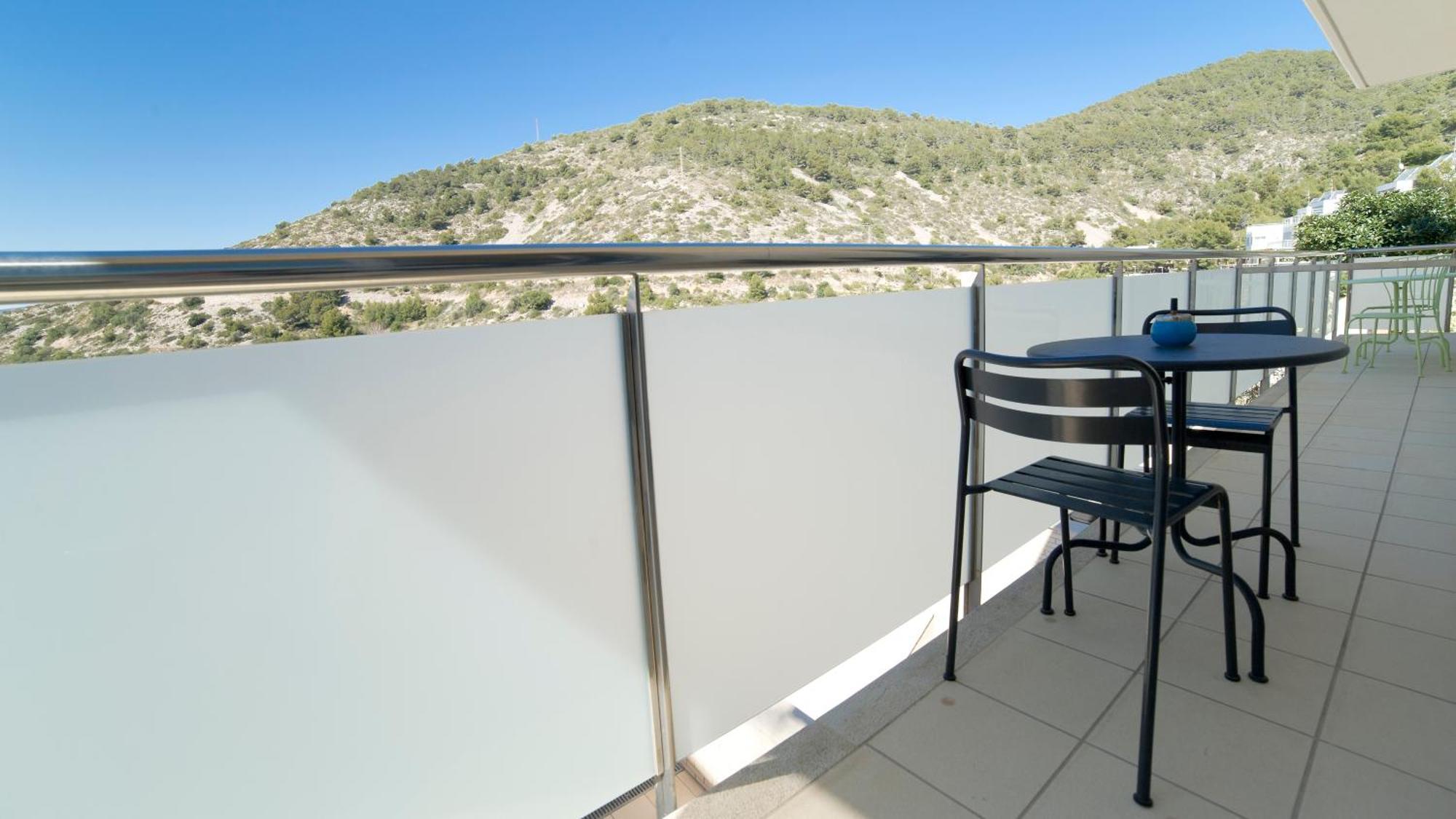 Tranquil Duplex In Sitges, Barcelona,Sea Views, Parking, Terrace Apartment Exterior photo